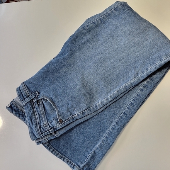 Lee Riders Midrise Medium Wash Boot Jeans Size 12P - Picture 2 of 12